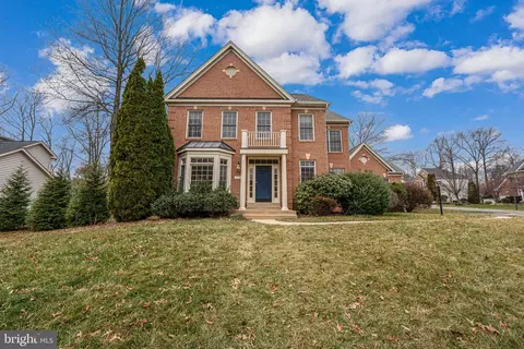 10955 Keys Ct, Fairfax, VA 22032