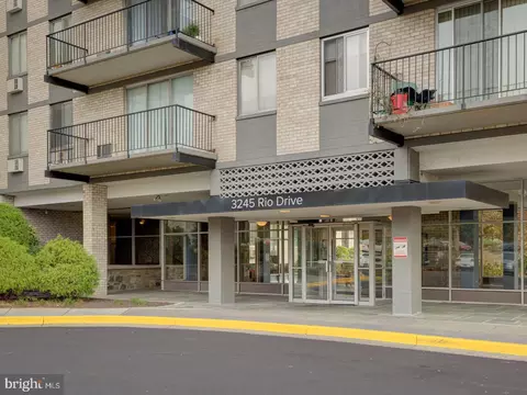 3245 Rio Dr #1002, Falls Church, VA 22041