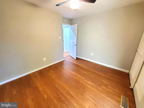 Bedroom - 11632 Newbridge Ct, Reston, VA 20191 photo 1 of 1