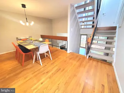 Dining - 11632 Newbridge Ct, Reston, VA 20191 photo 1 of 1