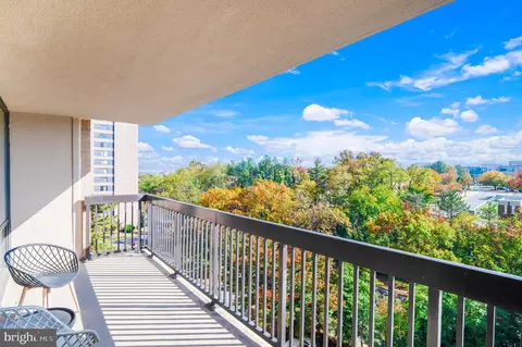 3709 S George Mason Dr #407, Falls Church, VA 22041