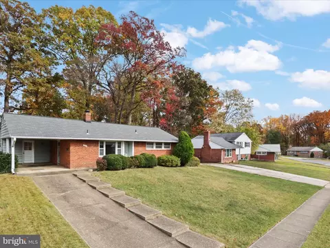5321 Ravensworth Rd, Springfield, VA 22151