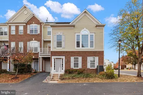 6333 Eagle Ridge Ln #41, Alexandria, VA 22312