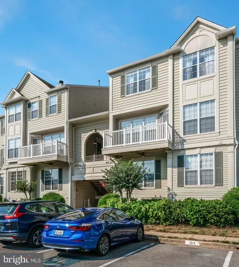 9236 Cardinal Forest Ln #201, Lorton, VA 22079