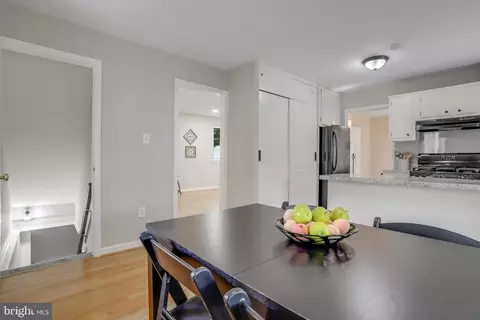 8715 Kenilworth Dr, Springfield, VA 22151 photo 21