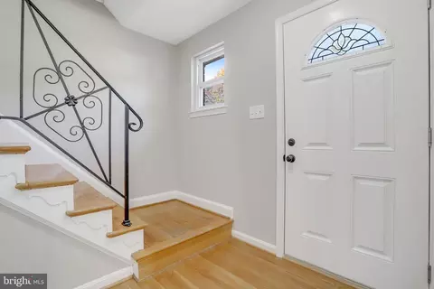 8715 Kenilworth Dr, Springfield, VA 22151 photo 28