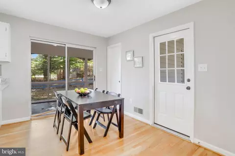 8715 Kenilworth Dr, Springfield, VA 22151 photo 23