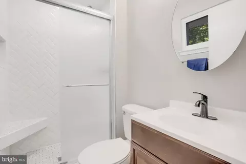 8715 Kenilworth Dr, Springfield, VA 22151 photo 33