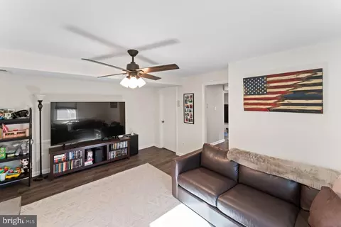 8622 Kerry Ln, Springfield, VA 22152 photo 31