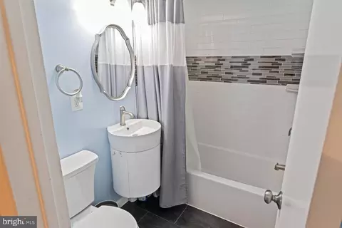 8622 Kerry Ln, Springfield, VA 22152 photo 18