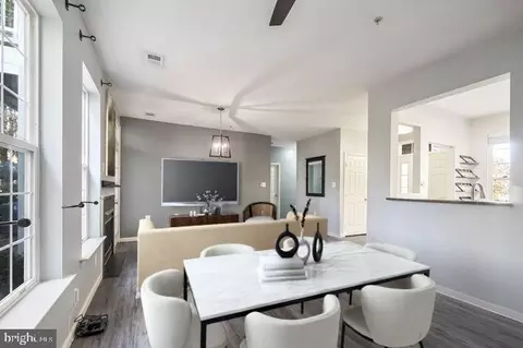 Dining - 1300 Windleaf Dr #G, Reston, VA 20194 photo 1 of 1
