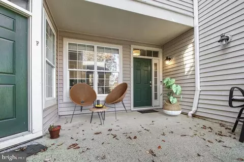 Exterior - 1300 Windleaf Dr #G, Reston, VA 20194 photo 2 of 5