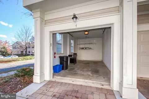 Exterior - 1300 Windleaf Dr #G, Reston, VA 20194 photo 5 of 5
