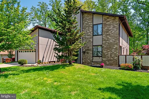9103 Home Guard Dr, Burke, VA 22015