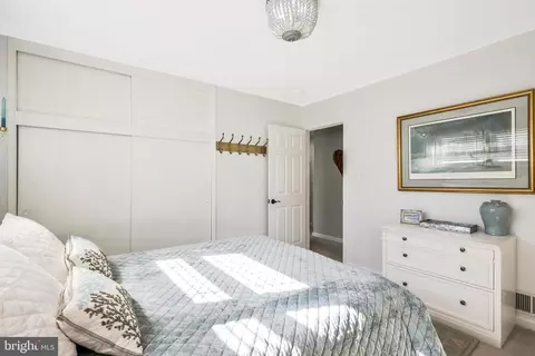 5515 Inverchapel Rd, Springfield, VA 22151 photo 21