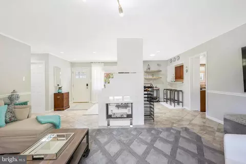 5515 Inverchapel Rd, Springfield, VA 22151 photo 16