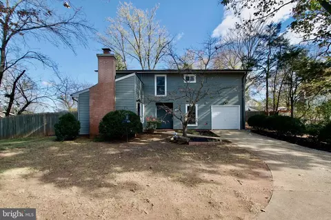 4118 Galesbury Ln, Chantilly, VA 20151