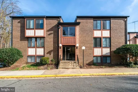 3107 Buccaneer Ct #2, Fairfax, VA 22031
