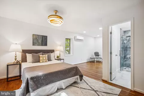 Bedroom - 6239 Kellogg Dr, Mclean, VA 22101 photo 1 of 9