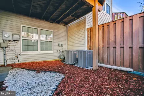 7376 Deansgate Ct, Springfield, VA 22150 photo 7