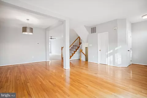 7376 Deansgate Ct, Springfield, VA 22150 photo 10