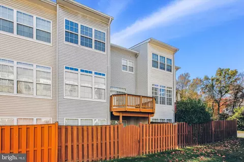 7376 Deansgate Ct, Springfield, VA 22150 photo 5