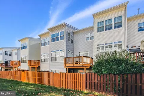 7376 Deansgate Ct, Springfield, VA 22150 photo 4