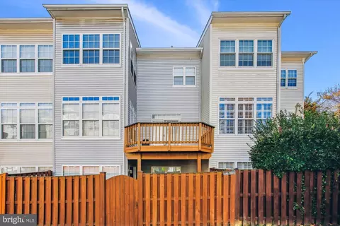 7376 Deansgate Ct, Springfield, VA 22150 photo 3