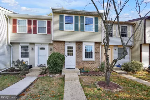 13616 Forest Pond Ct, Centreville, VA 20121