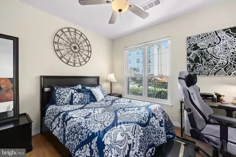 Bedroom - 1570 Spring Gate Dr #7115, Mclean, VA 22102 photo 2 of 3