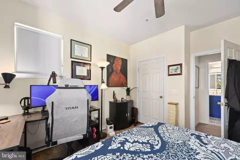 Bedroom - 1570 Spring Gate Dr #7115, Mclean, VA 22102 photo 3 of 3