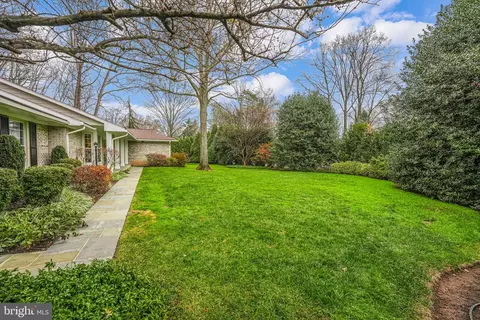 Exterior - 6600 Baymeadow Ct, Mclean, VA 22101 photo 18 of 20