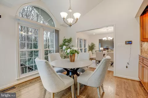 Dining - 6600 Baymeadow Ct, Mclean, VA 22101 photo 4 of 6