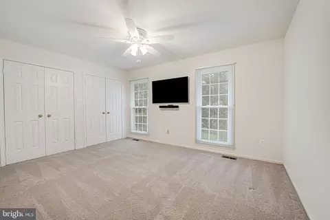 Bedroom - 6600 Baymeadow Ct, Mclean, VA 22101 photo 5 of 11