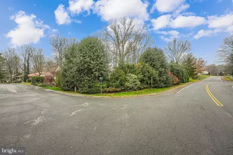 View/Area - 6600 Baymeadow Ct, Mclean, VA 22101 photo 1 of 1