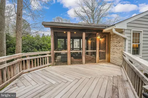 Exterior - 6600 Baymeadow Ct, Mclean, VA 22101 photo 9 of 20