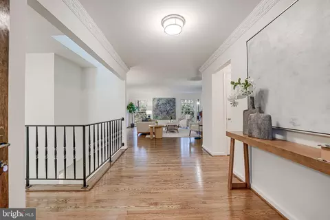 Entry Way - 6600 Baymeadow Ct, Mclean, VA 22101 photo 1 of 7