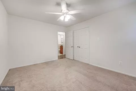 Bedroom - 6600 Baymeadow Ct, Mclean, VA 22101 photo 8 of 11