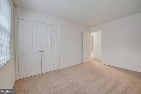 Bedroom - 6600 Baymeadow Ct, Mclean, VA 22101 photo 4 of 11