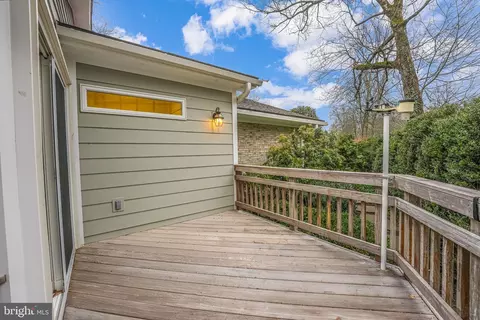 Exterior - 6600 Baymeadow Ct, Mclean, VA 22101 photo 12 of 20