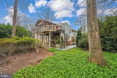 Exterior - 6600 Baymeadow Ct, Mclean, VA 22101 photo 17 of 20