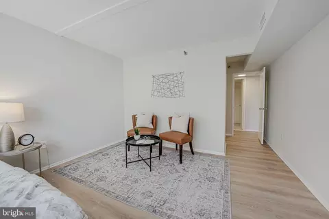 Bedroom - 1808 Old Meadow Rd #802, Mclean, VA 22102 photo 3 of 3