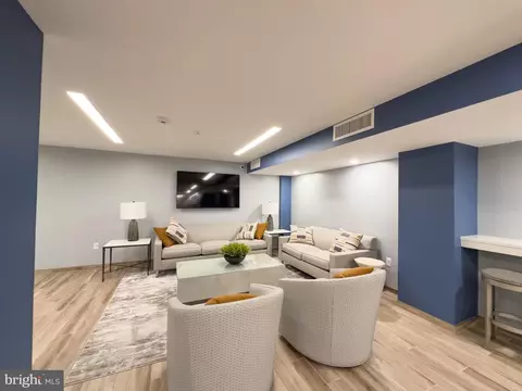 Living - 1808 Old Meadow Rd #802, Mclean, VA 22102 photo 3 of 3