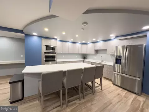 Kitchen - 1808 Old Meadow Rd #802, Mclean, VA 22102 photo 6 of 6
