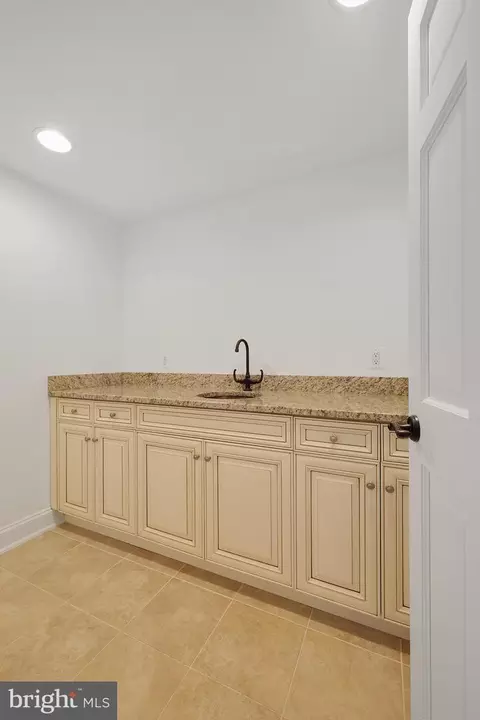 Other - 8115 Spring Hill Farm Dr, Mclean, VA 22102 photo 23 of 28