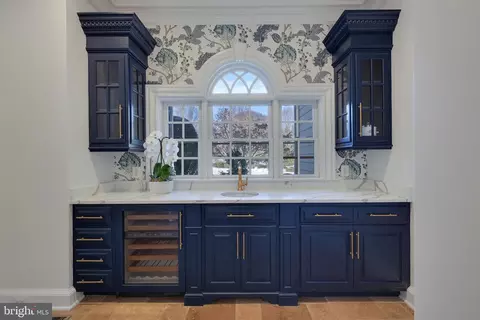 Kitchen - 8115 Spring Hill Farm Dr, Mclean, VA 22102 photo 6 of 6