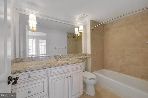 Bath - 8115 Spring Hill Farm Dr, Mclean, VA 22102 photo 9 of 9
