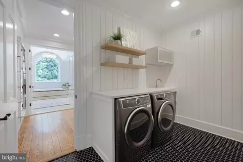 Other - 8115 Spring Hill Farm Dr, Mclean, VA 22102 photo 16 of 28