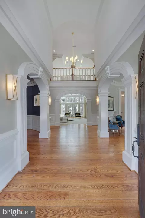 Entry Way - 8115 Spring Hill Farm Dr, Mclean, VA 22102 photo 5 of 21
