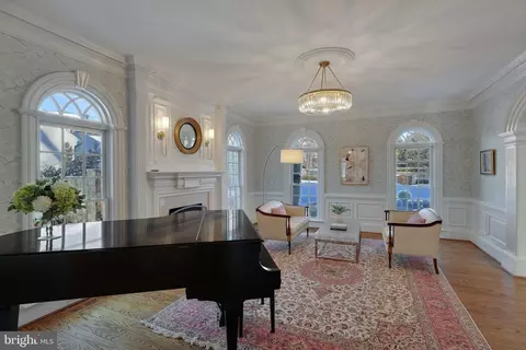 Other - 8115 Spring Hill Farm Dr, Mclean, VA 22102 photo 2 of 28